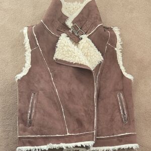 Steve Madden Tan Shearling Vest with Buckle Collar